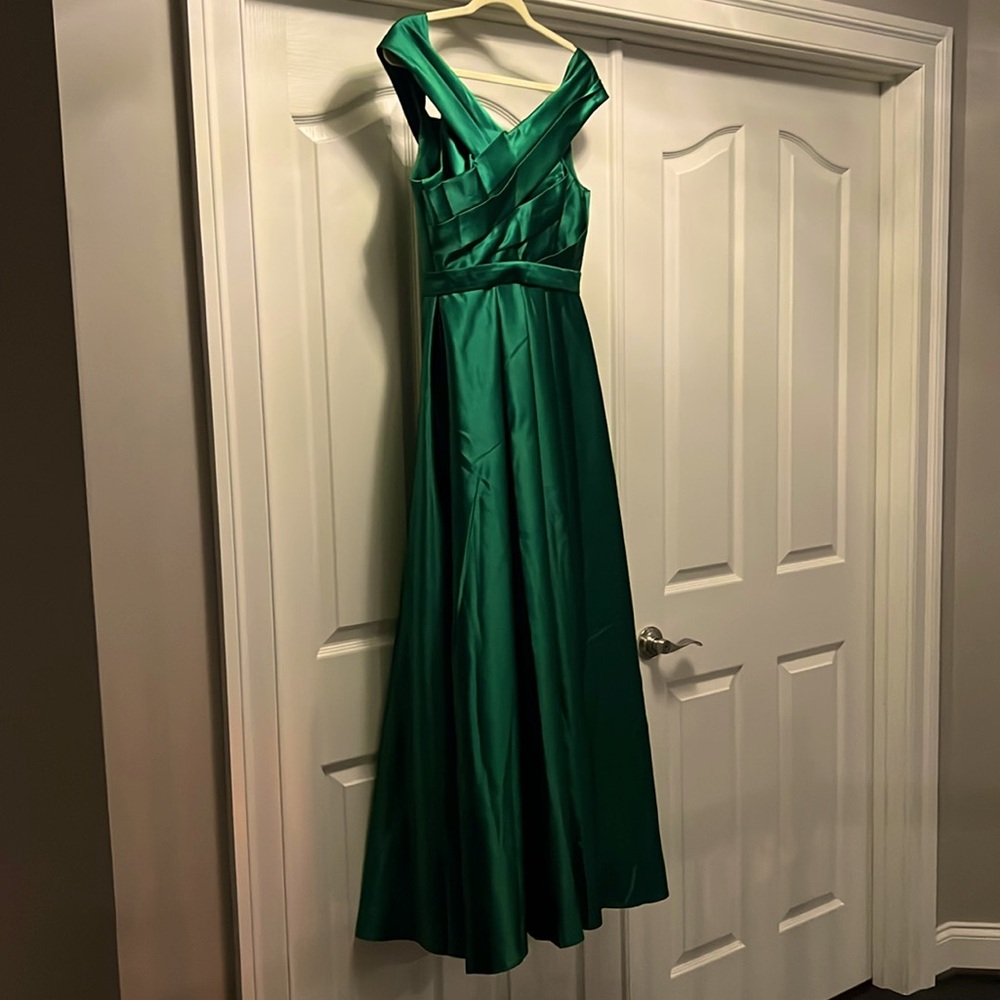 Off the shoulder, long emerald green dress NWOT